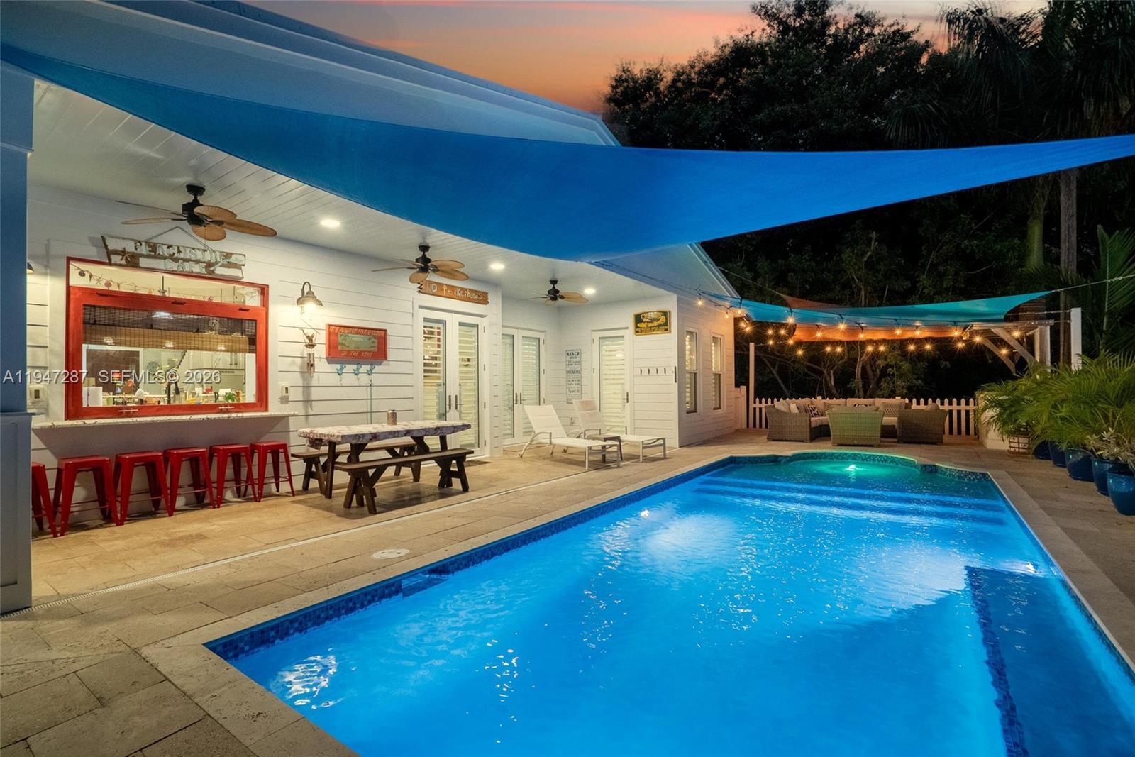 65 Tarpon Ave