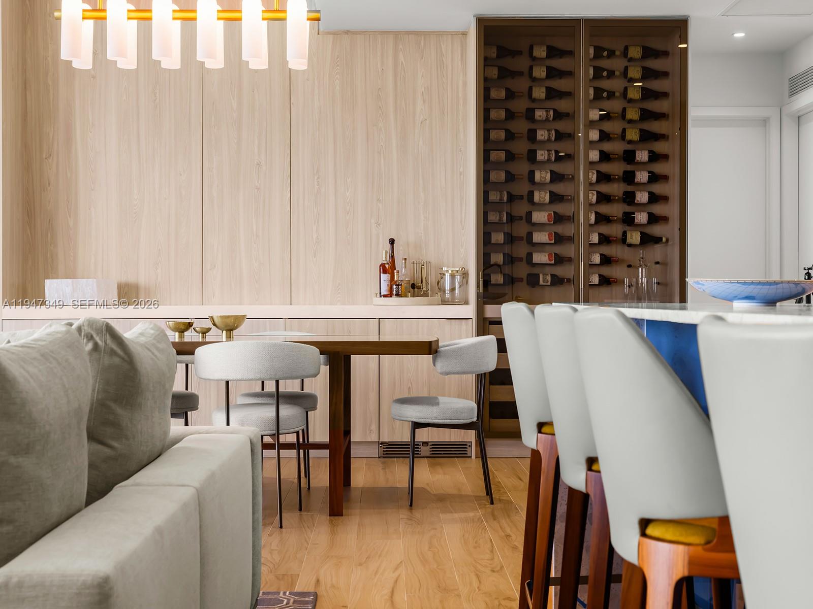 2678 Tigertail Ave # 1806