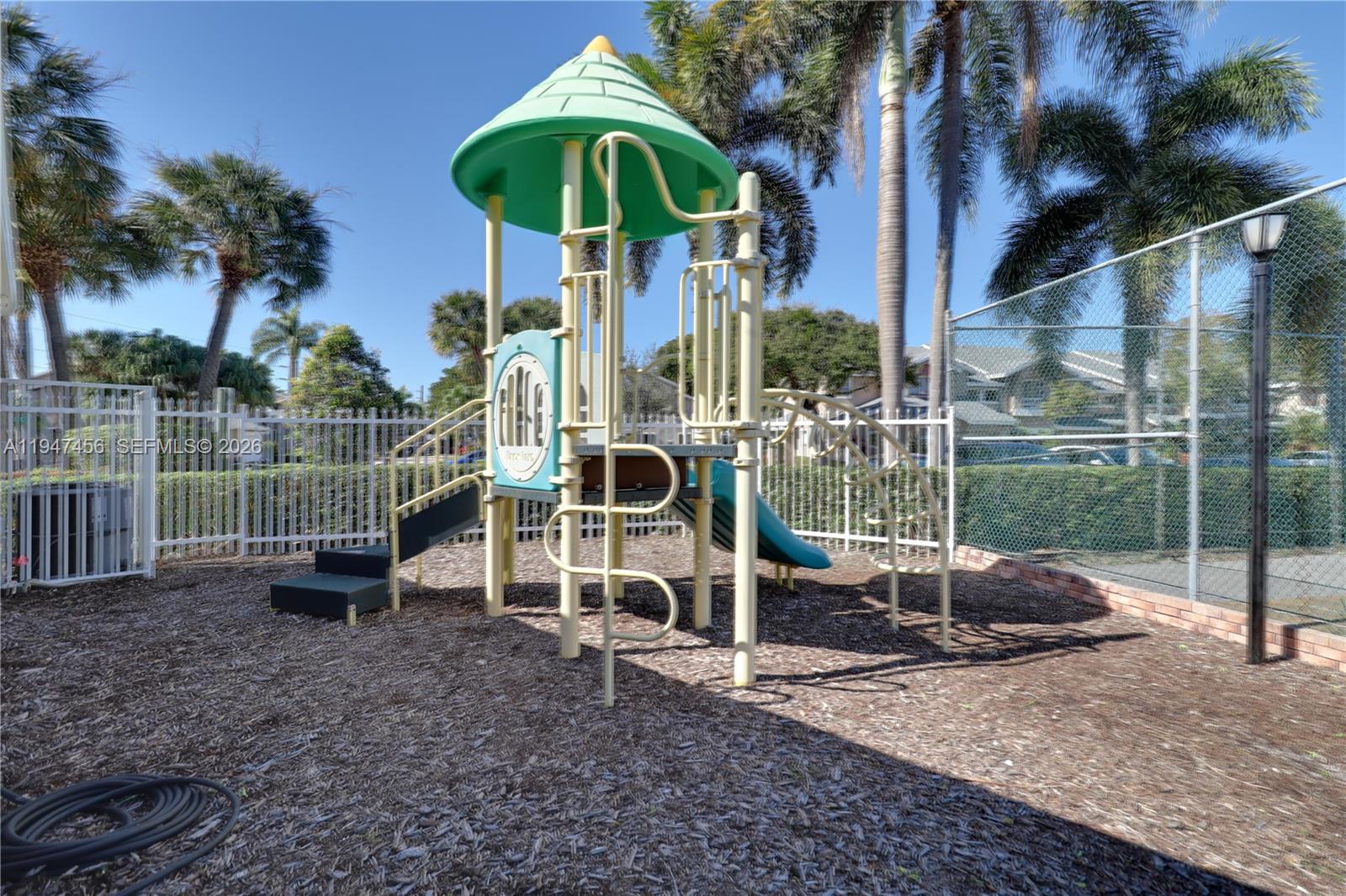 2149 W Discovery Cir W # 1