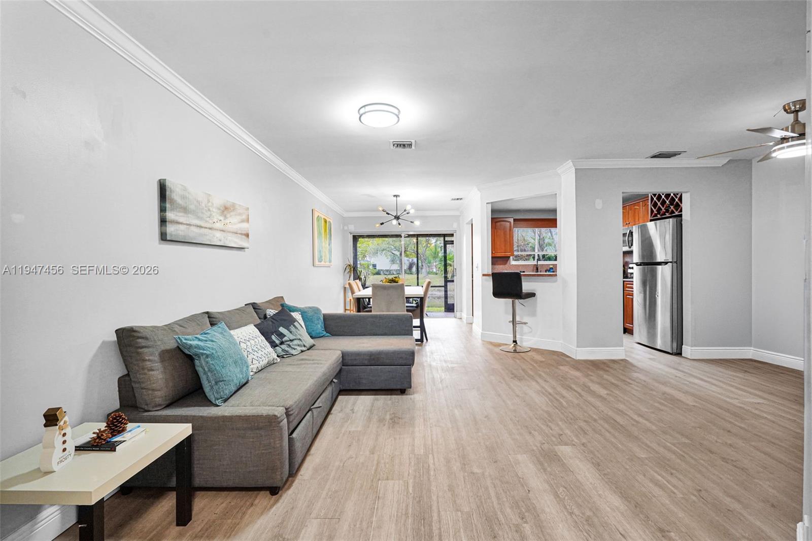 2149 W Discovery Cir W # 1