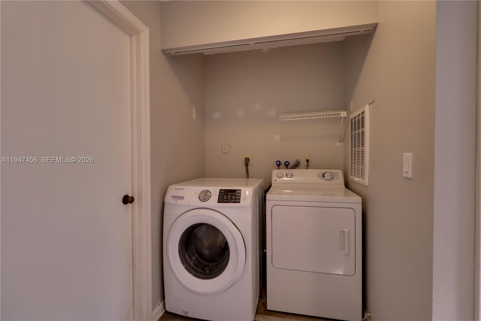 2149 W Discovery Cir W # 1