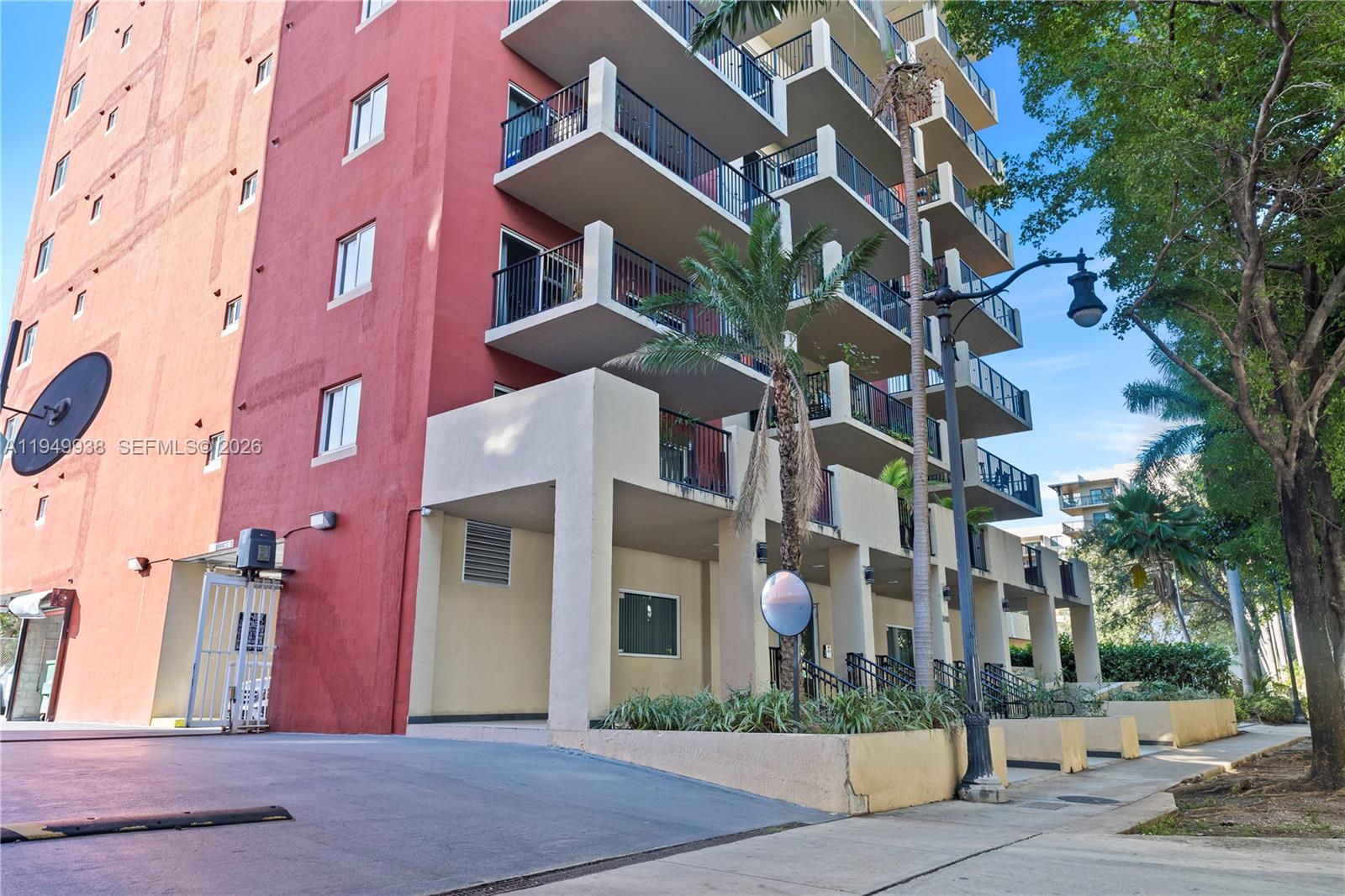 3410 Coral Way # 06 Unit: PH-06