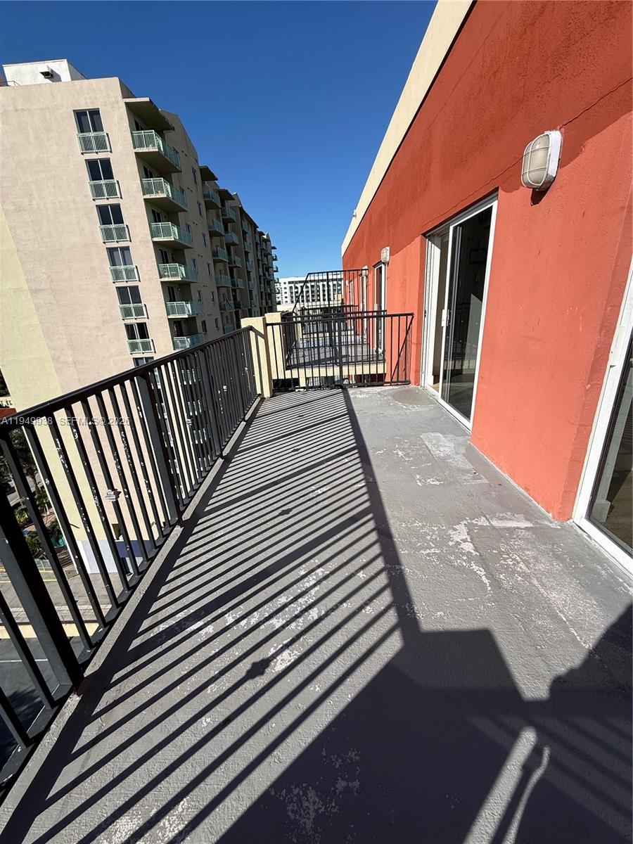 3410 Coral Way # 06 Unit: PH-06