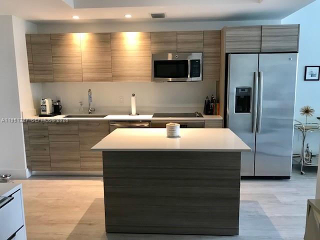 121 NE 34th St # 1803