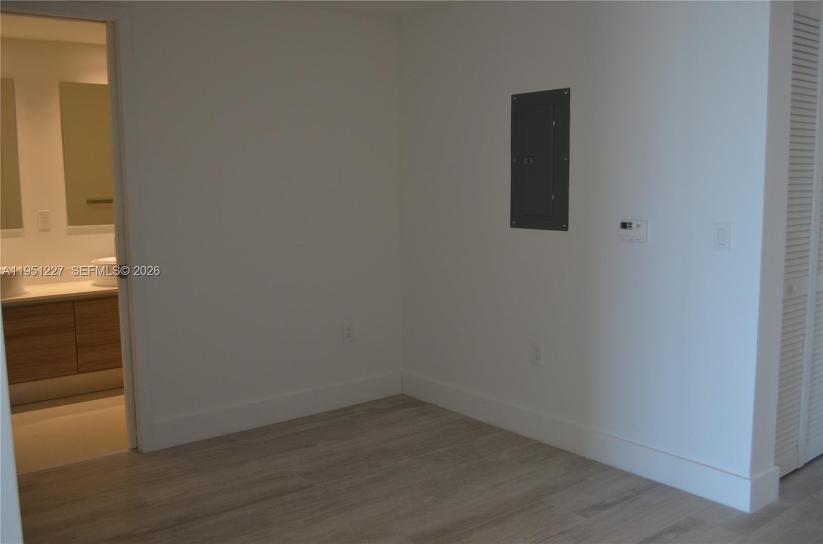 121 NE 34th St # 1803