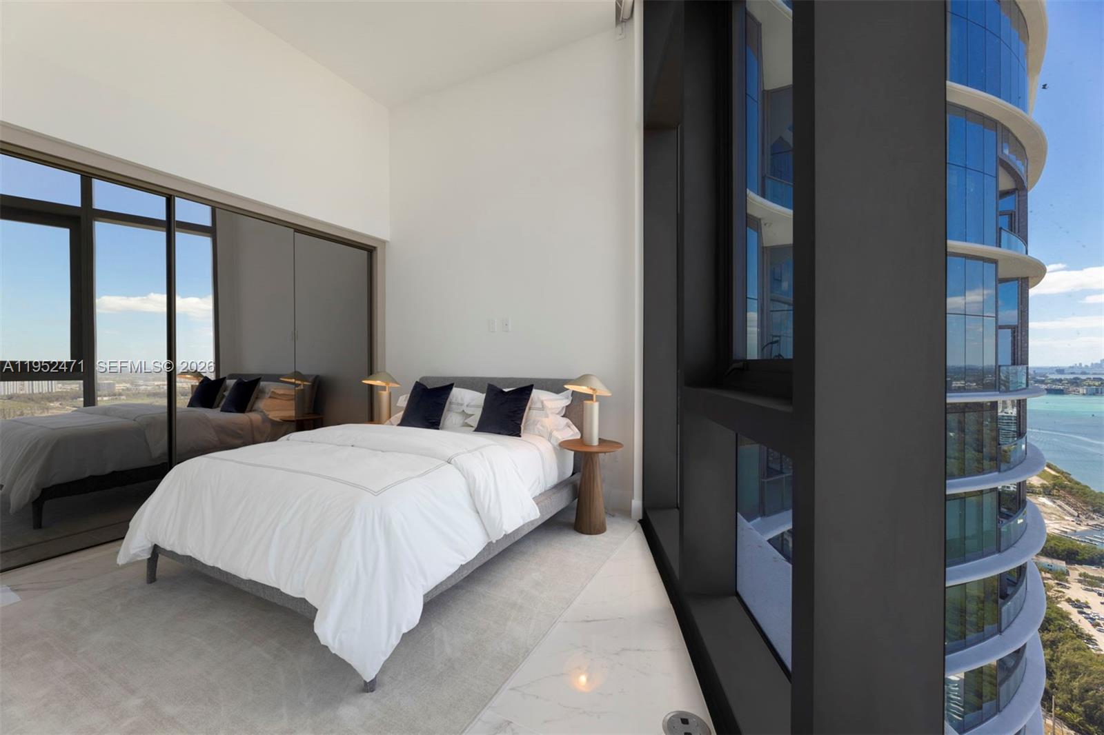 15701 Collins Ave # 4701