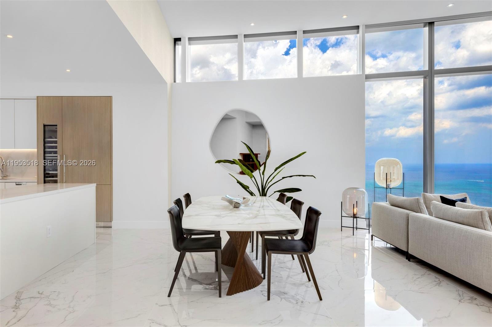 15701 Collins Ave # 4701