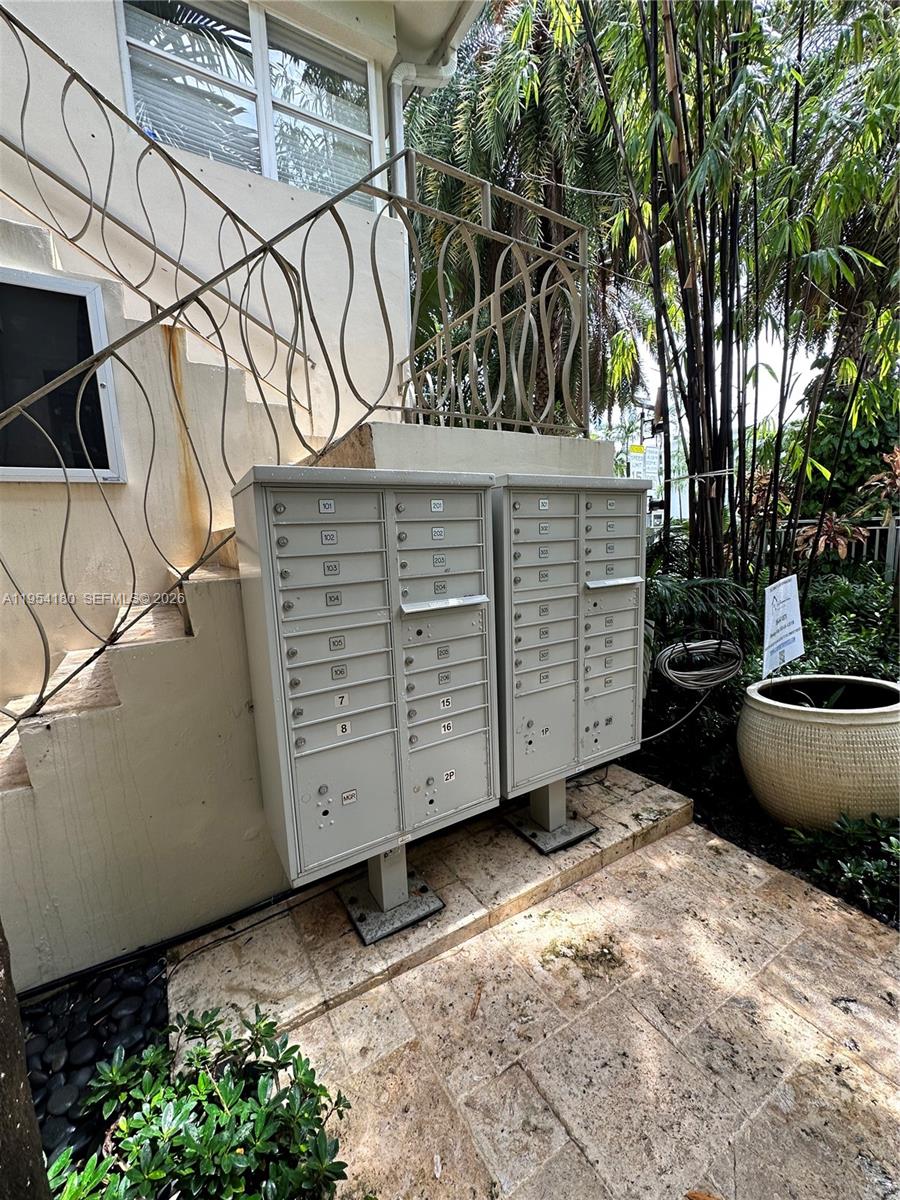 1330 Drexel Ave # 105