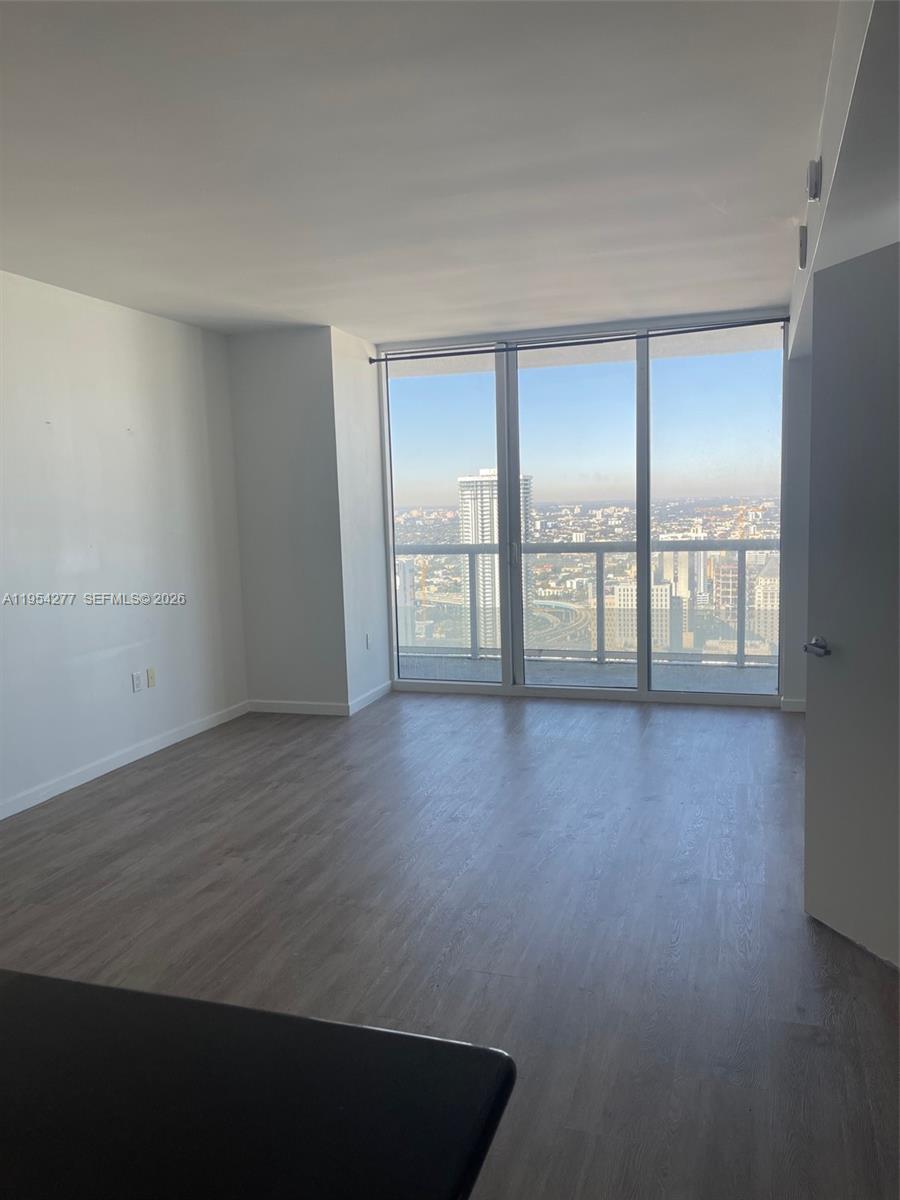 50 Biscayne Blvd # 5207