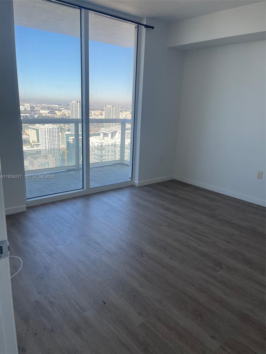 50 Biscayne Blvd # 5207