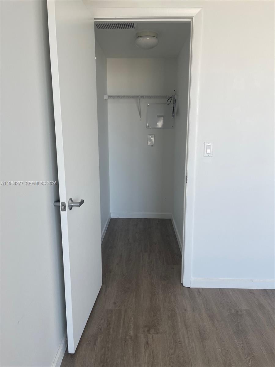 50 Biscayne Blvd # 5207