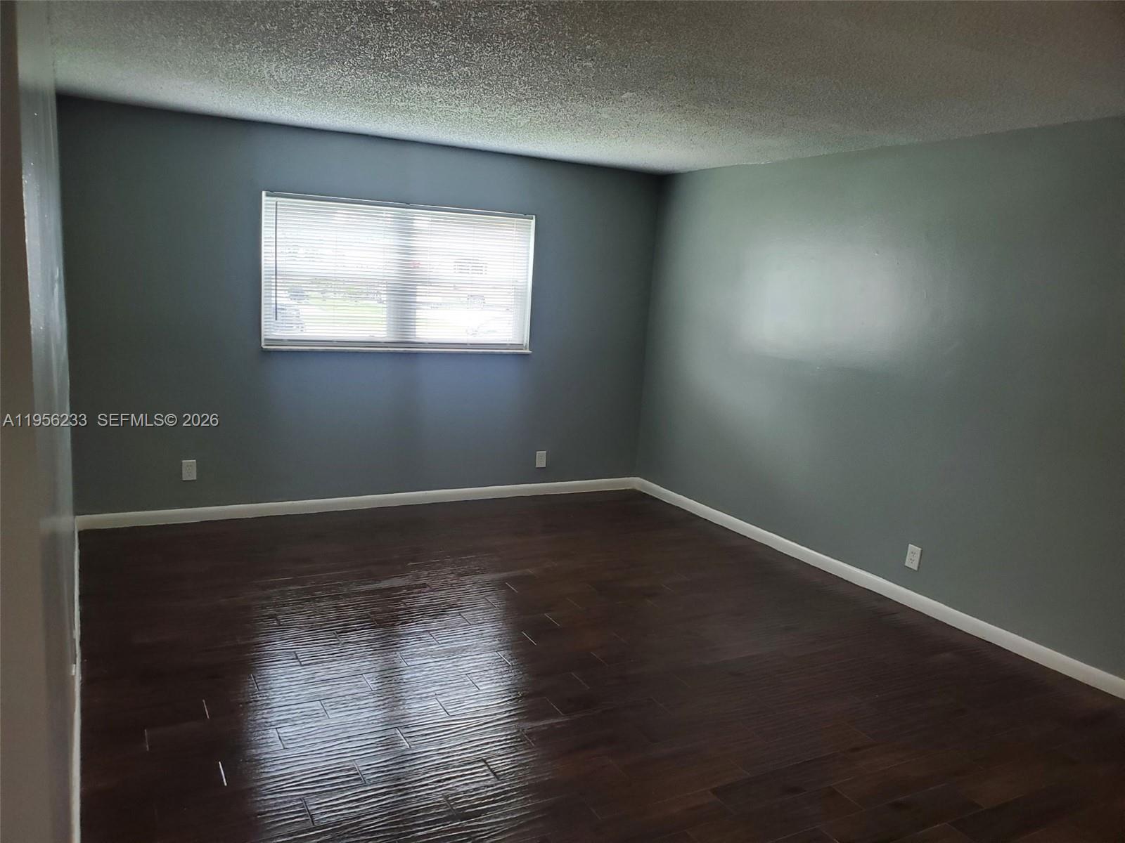 7430 SW 10th St # 101D