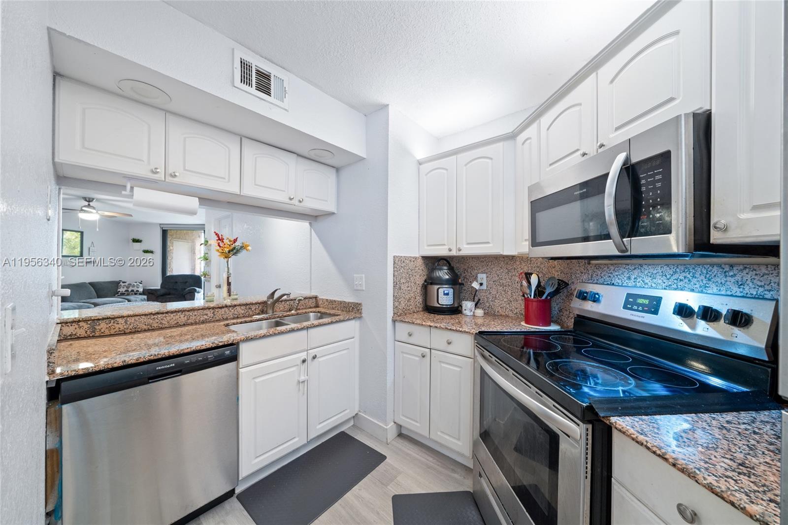 10551 W Broward Blvd # 408