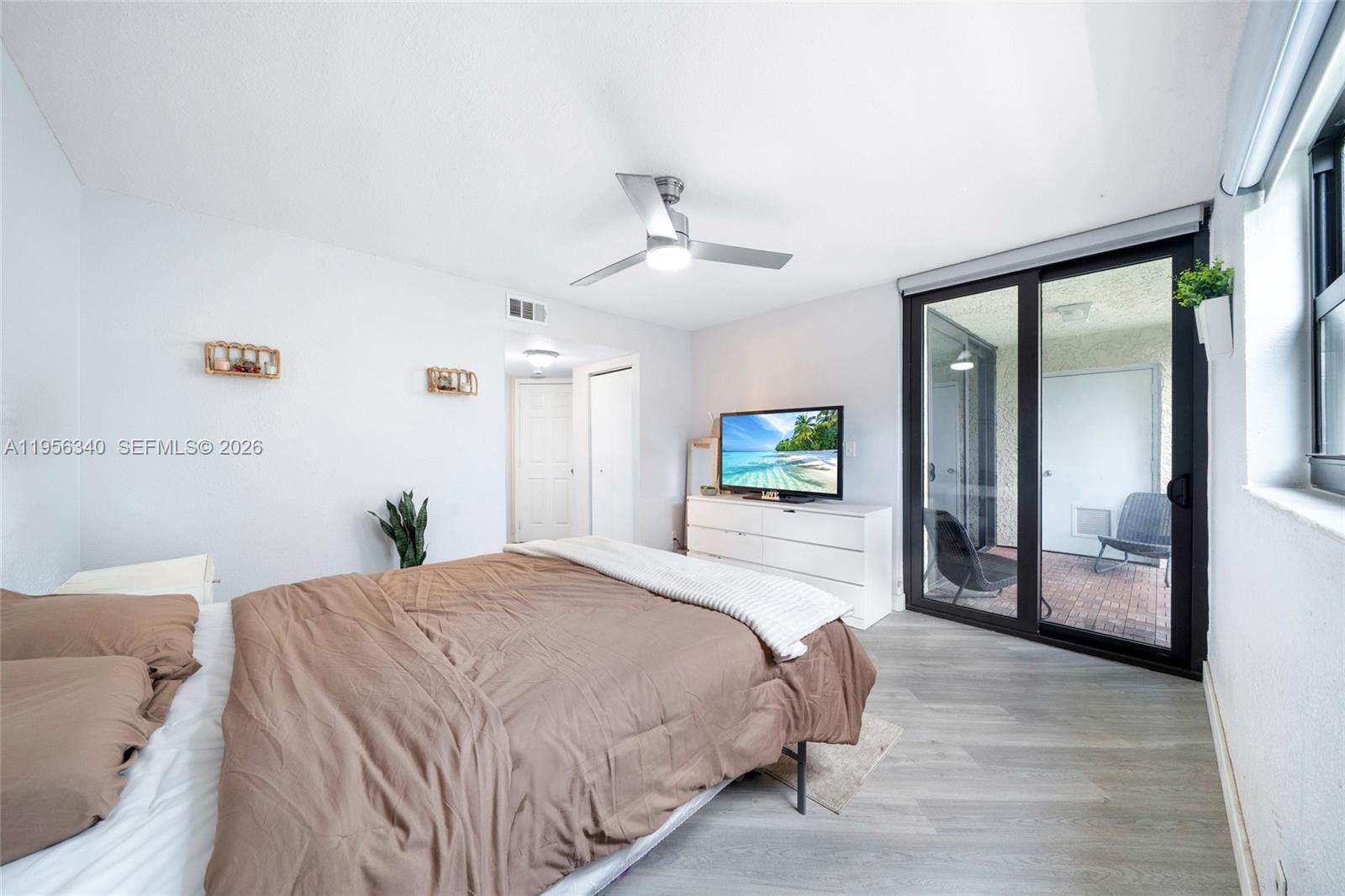 10551 W Broward Blvd # 408