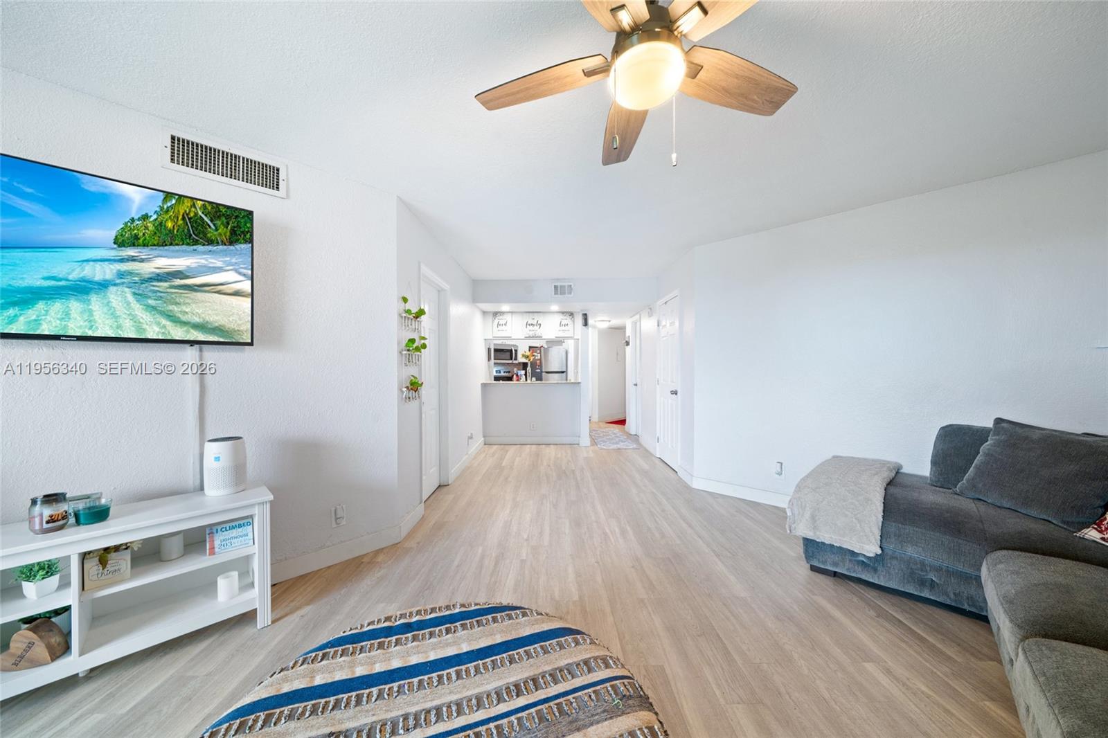 10551 W Broward Blvd # 408