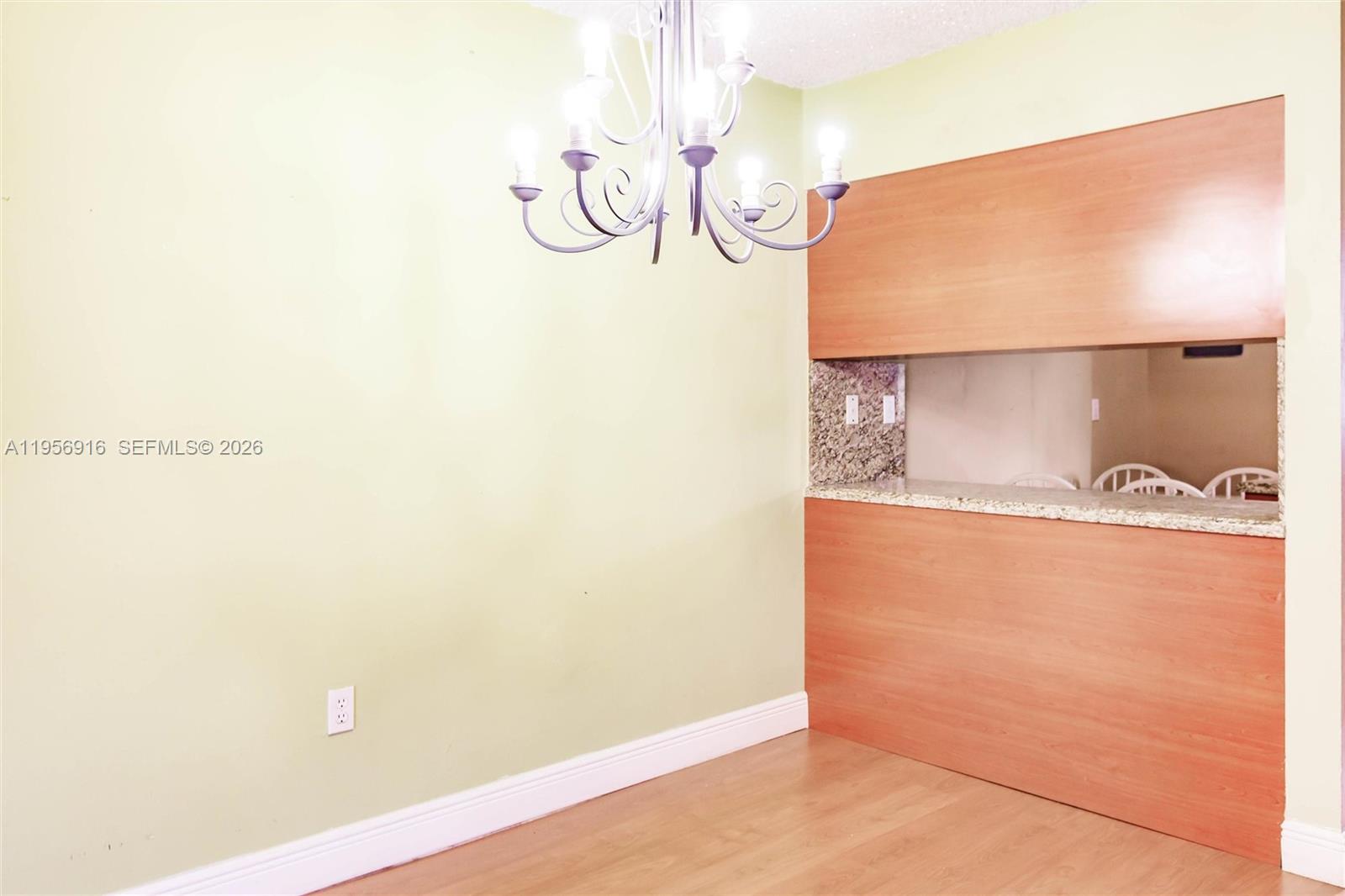 1900 W 54th St # 213