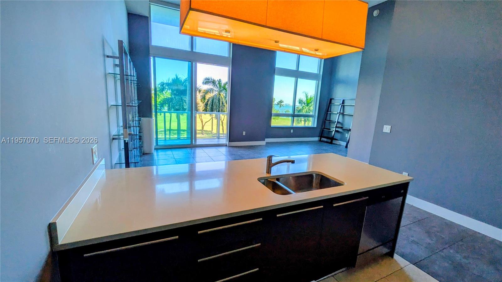 1900 N Bayshore Dr # 505