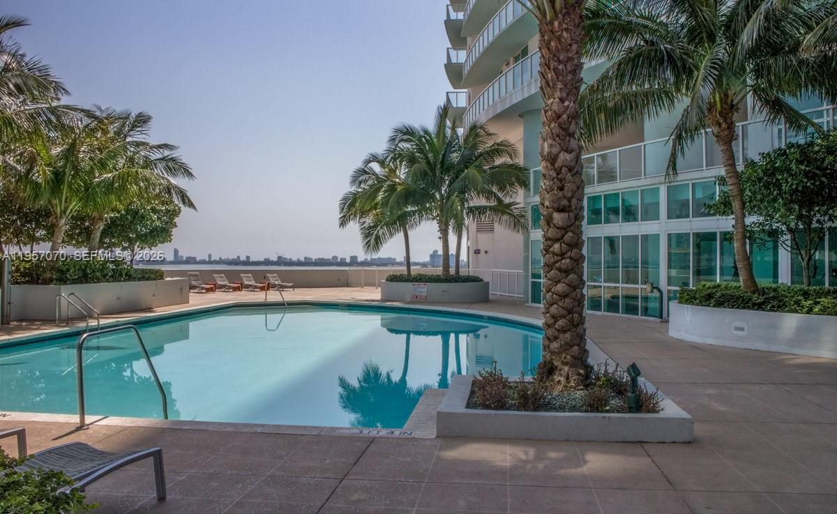 1900 N Bayshore Dr # 505