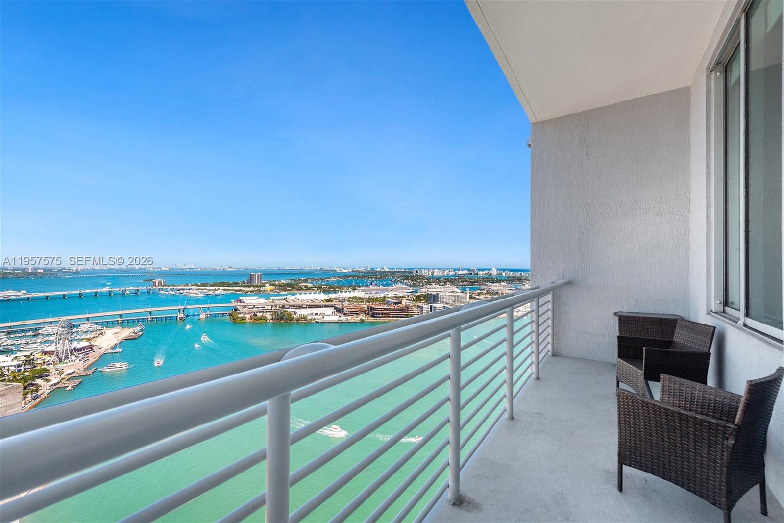 335 S Biscayne Blvd # 10 Unit: UPH-10