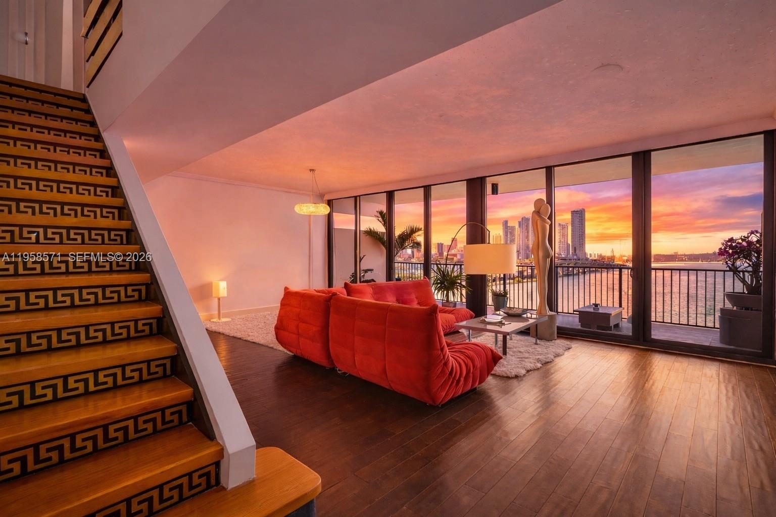 1000 Venetian Way # 1106