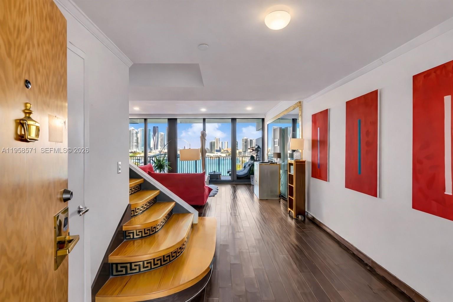 1000 Venetian Way # 1106