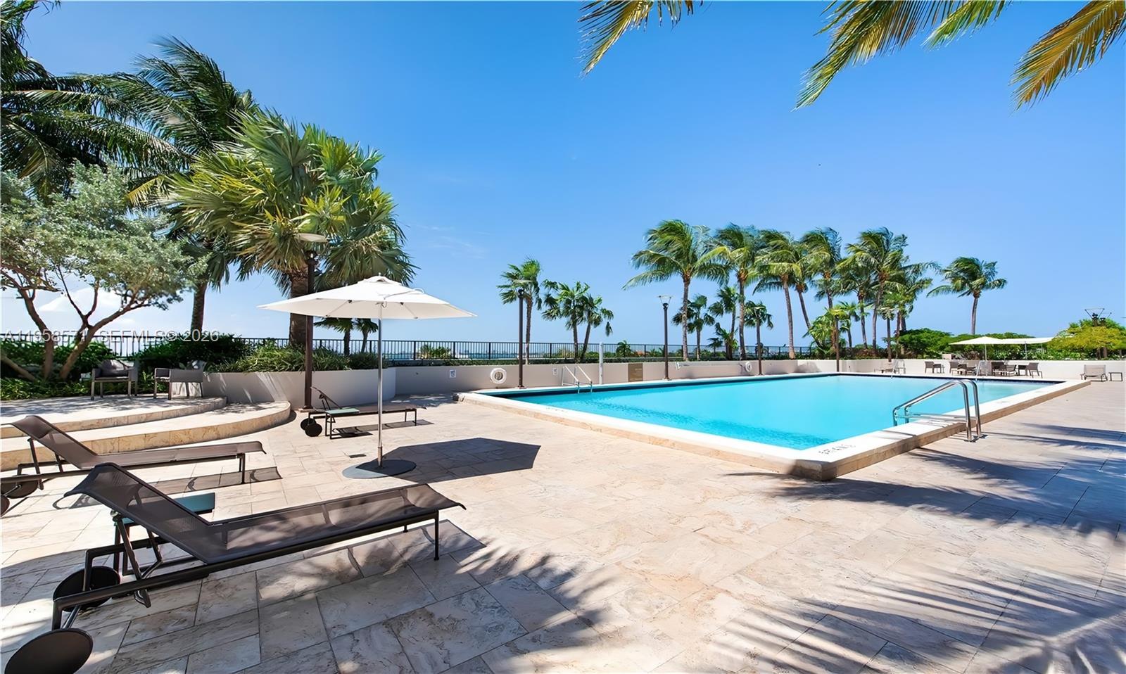 1000 Venetian Way # 1106