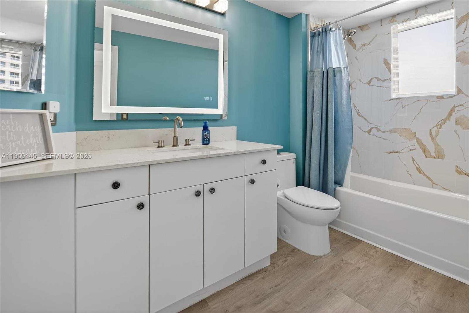 21050 Point Pl # 2301