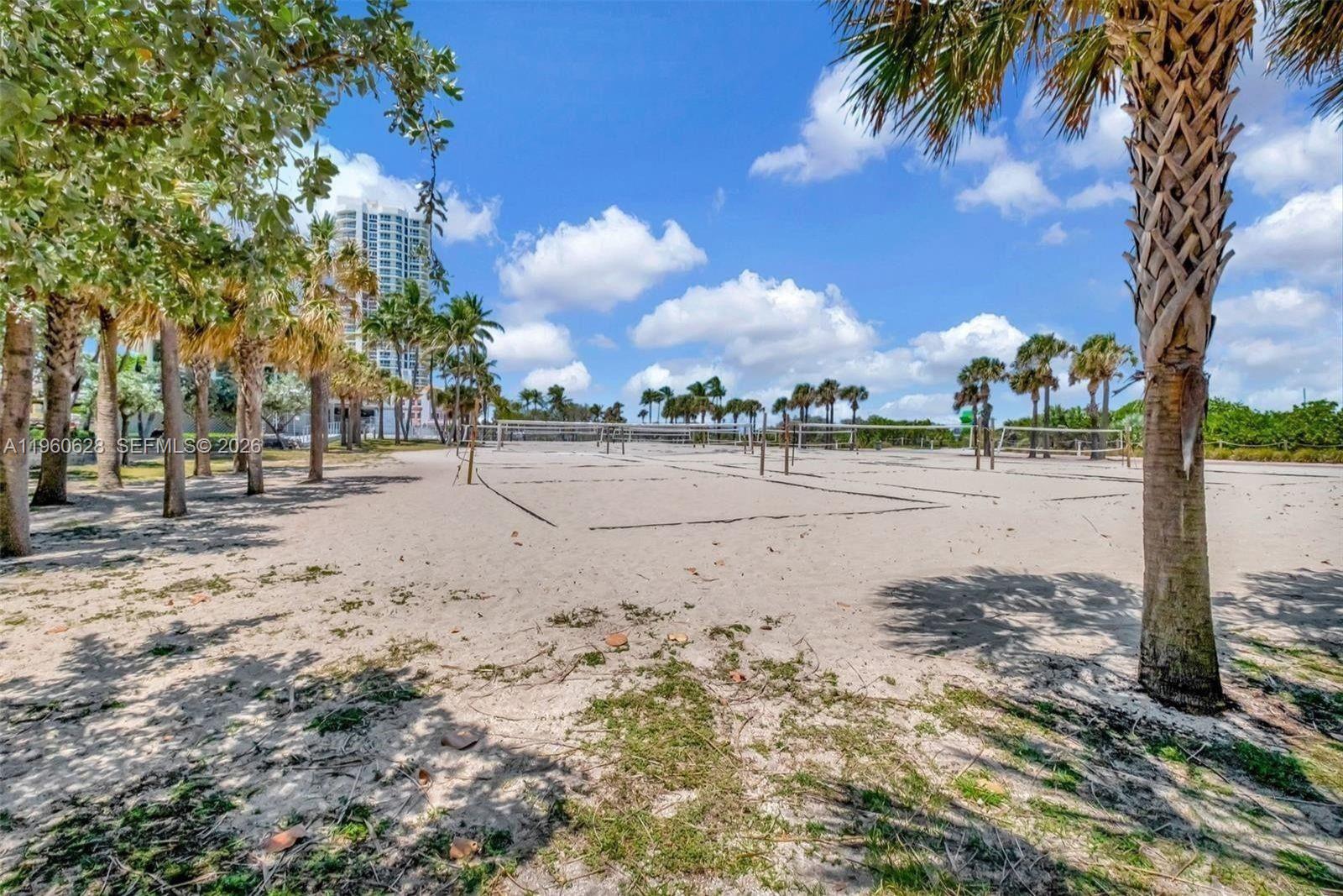 7135 Collins Ave # 1025