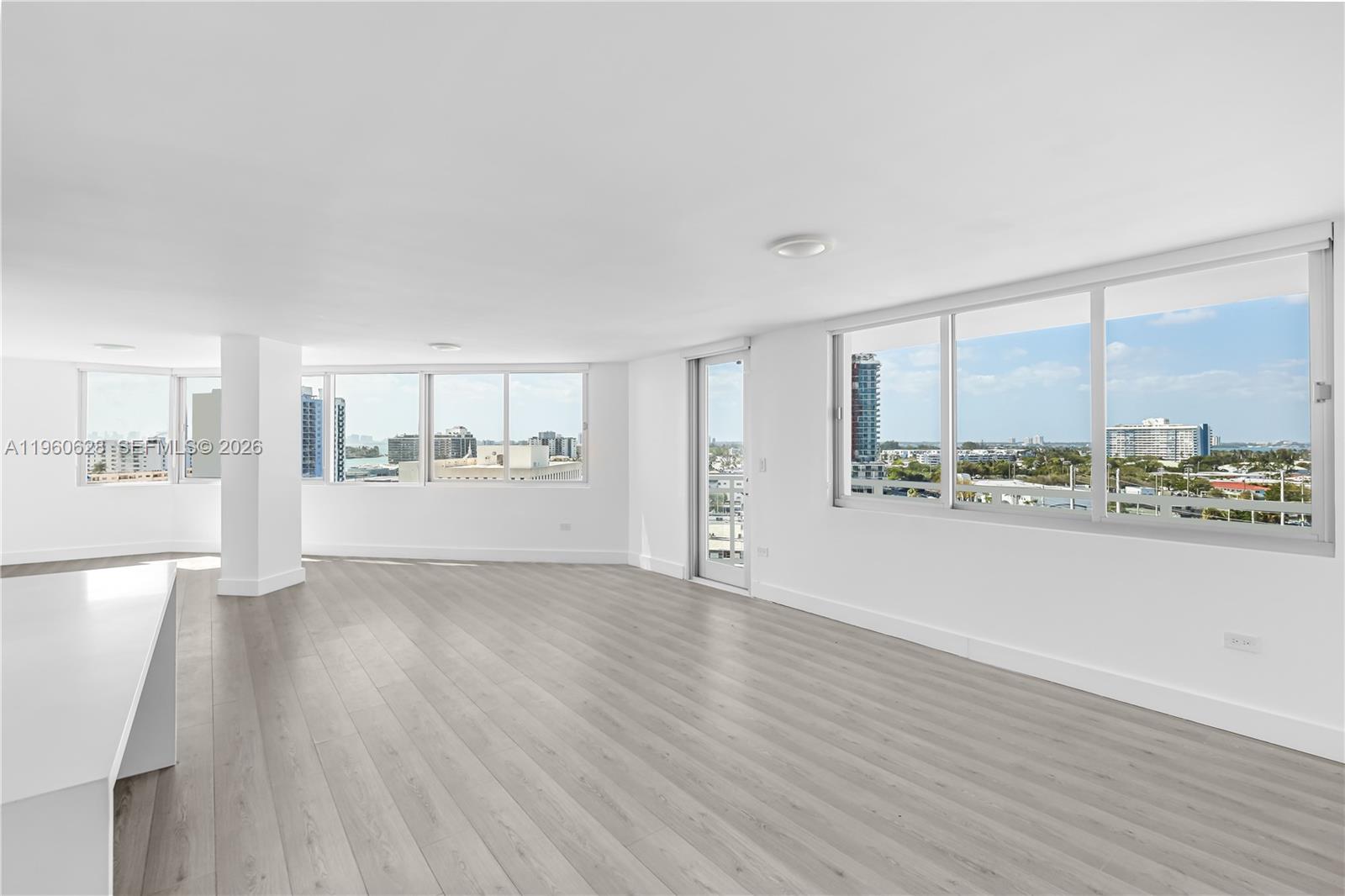 7135 Collins Ave # 1025