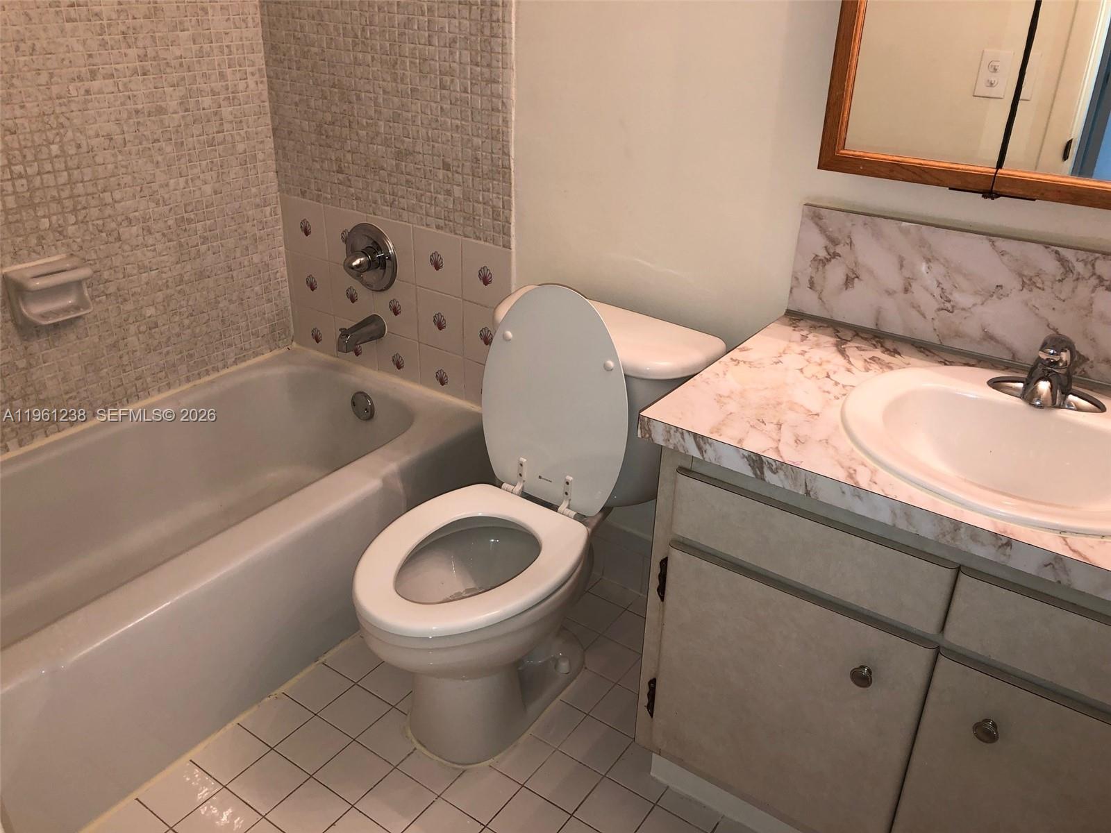10762 N Kendall Dr # 9 Unit: I-9