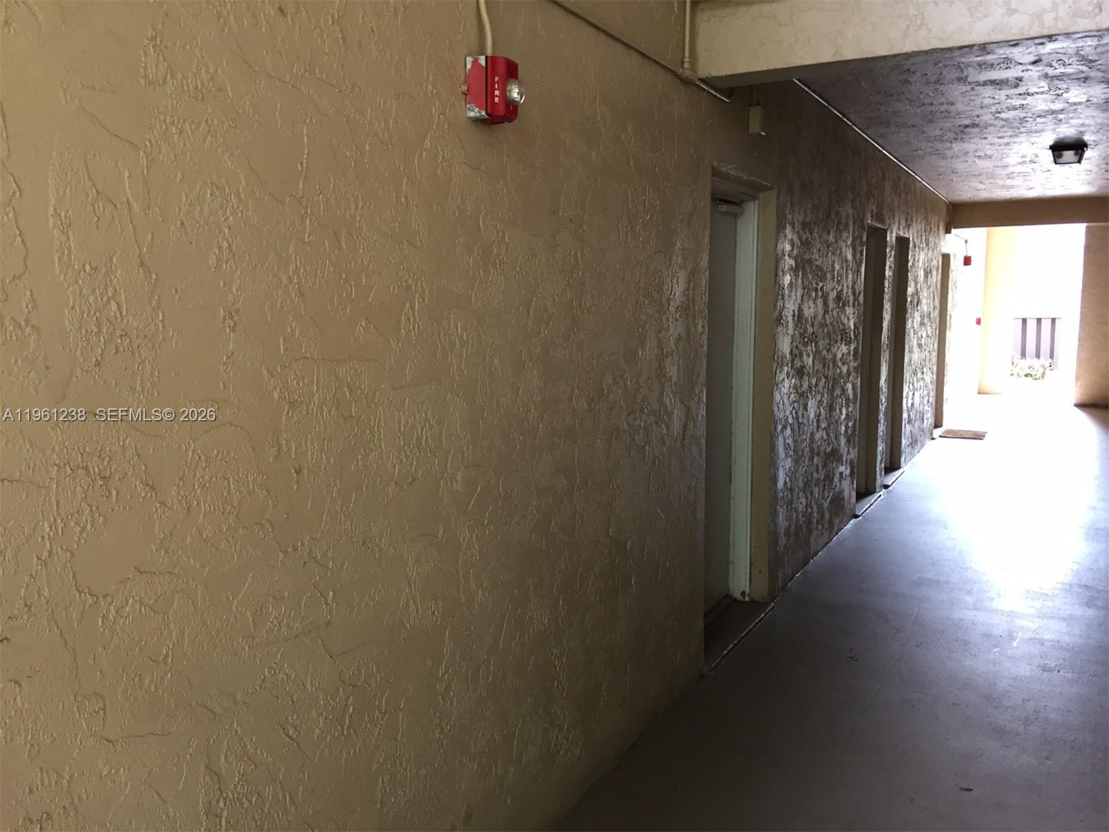 10762 N Kendall Dr # 9 Unit: I-9