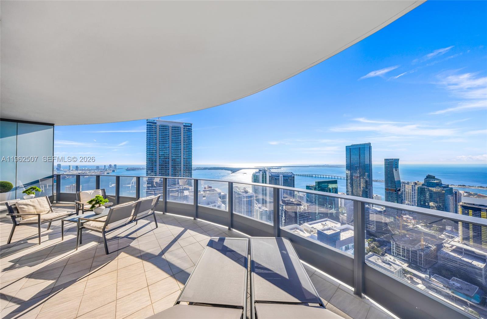 1000 Brickell Plz Unit: PH6002