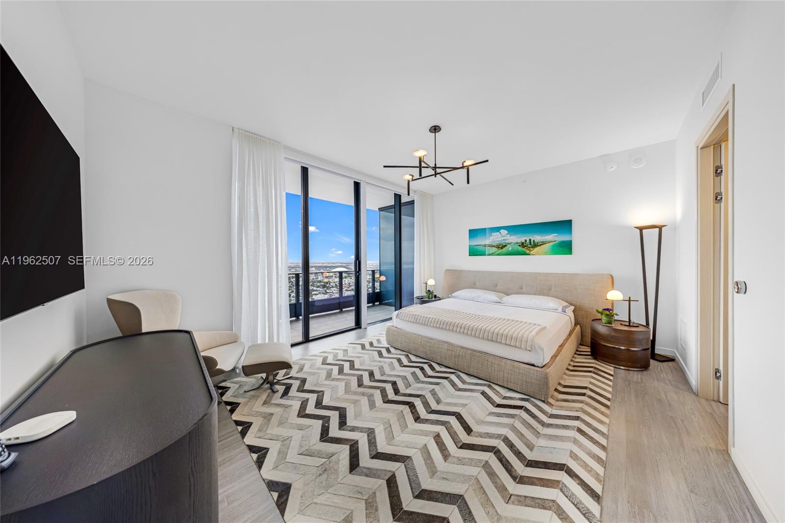 1000 Brickell Plz Unit: PH6002