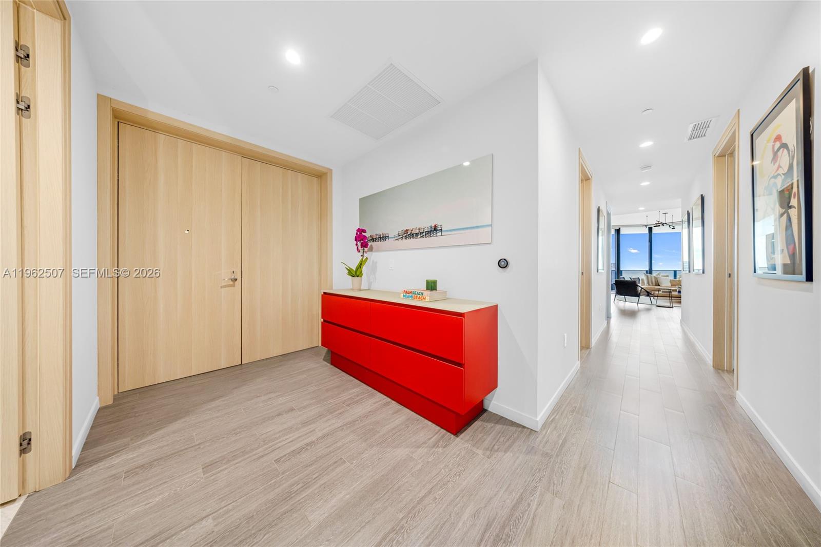 1000 Brickell Plz Unit: PH6002