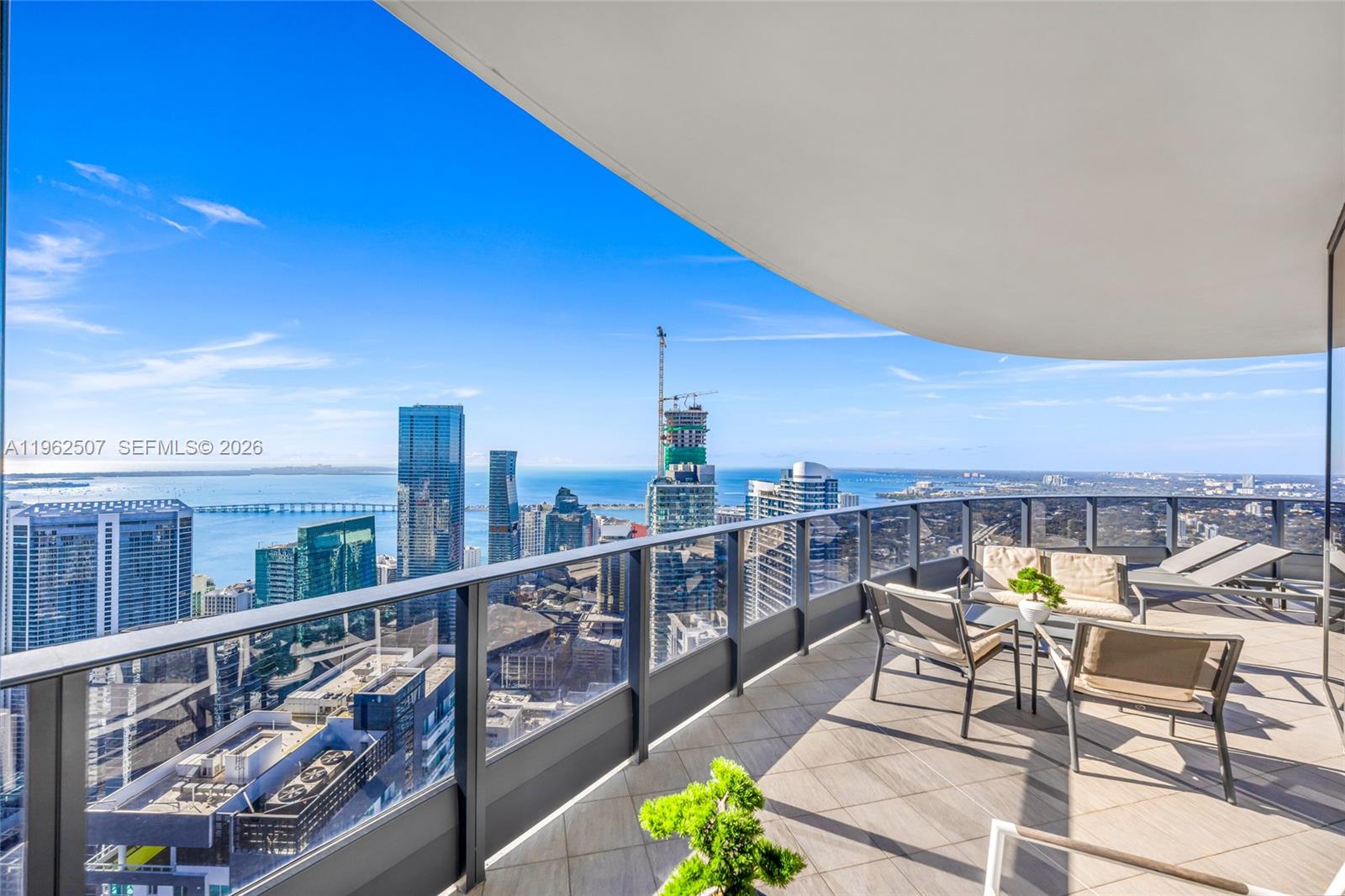 1000 Brickell Plz Unit: PH6002