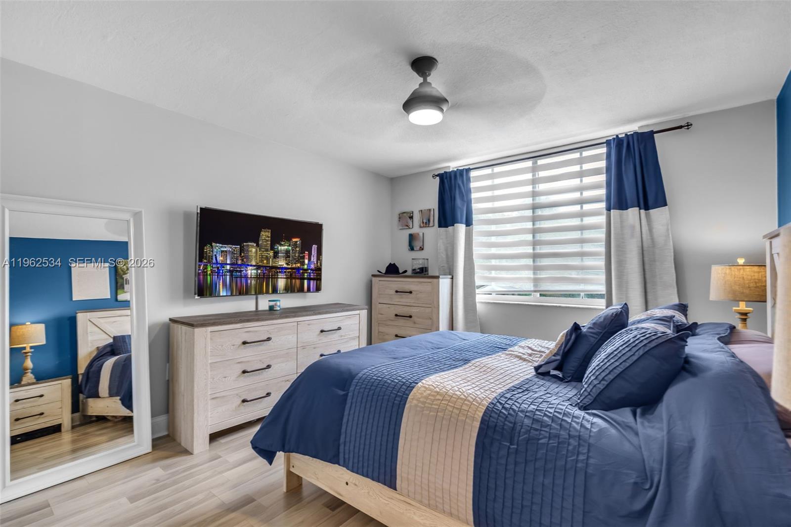 12178 Saint Andrews Pl # 205