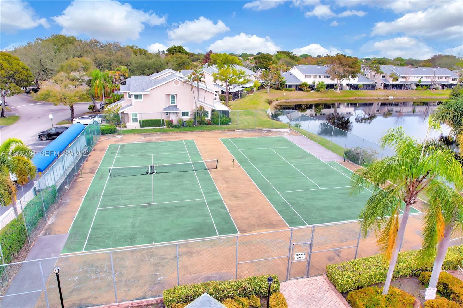 2149 W Discovery Cir W