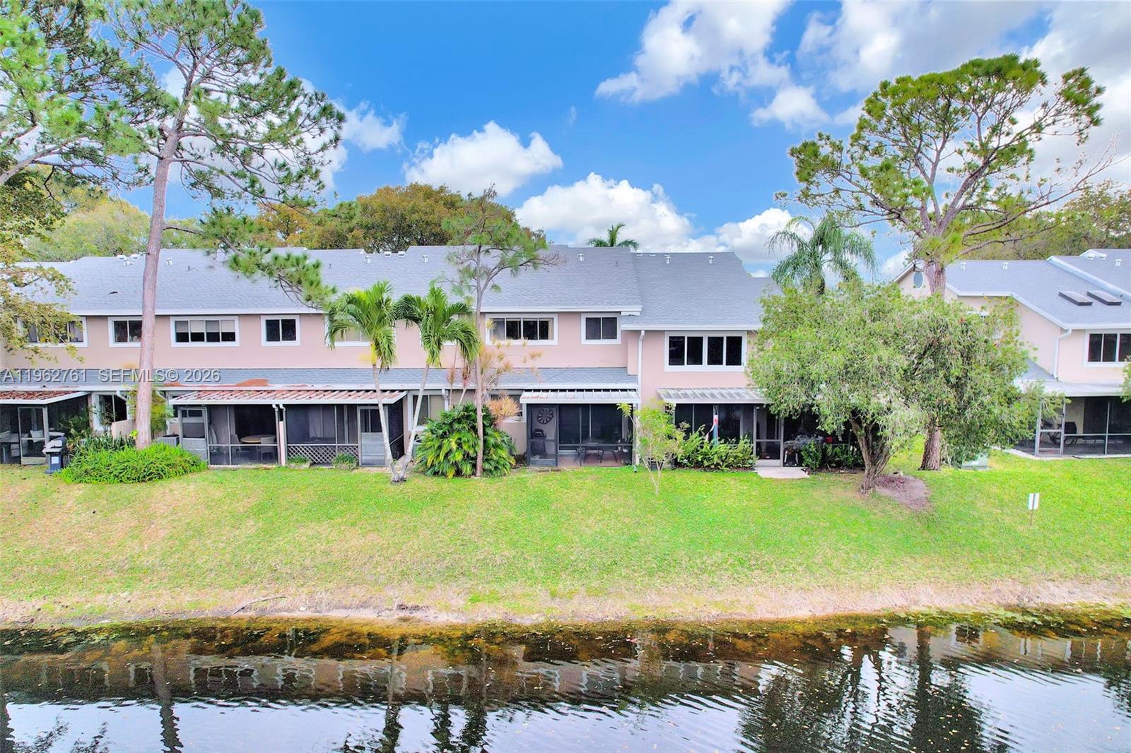 2149 W Discovery Cir W