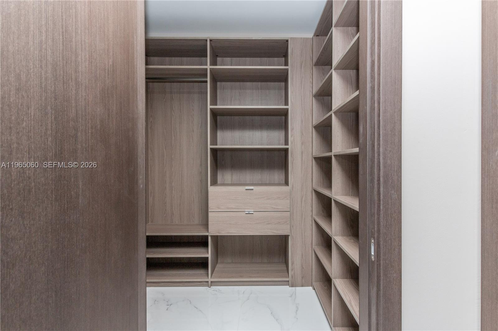 851 NE 1st Ave # 4611