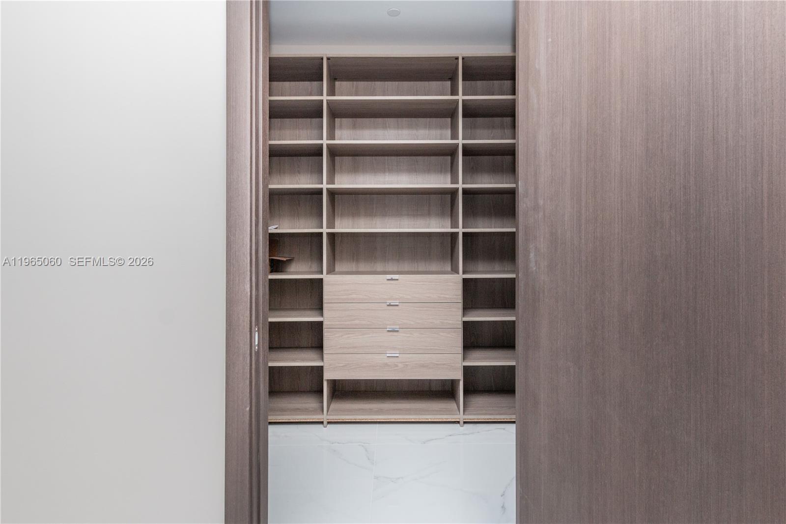 851 NE 1st Ave # 4611