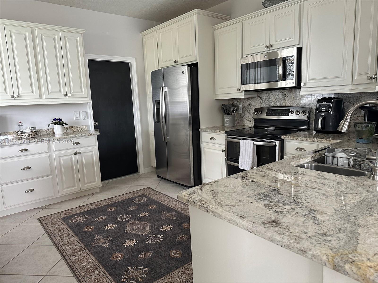 3776 San Simeon Cir