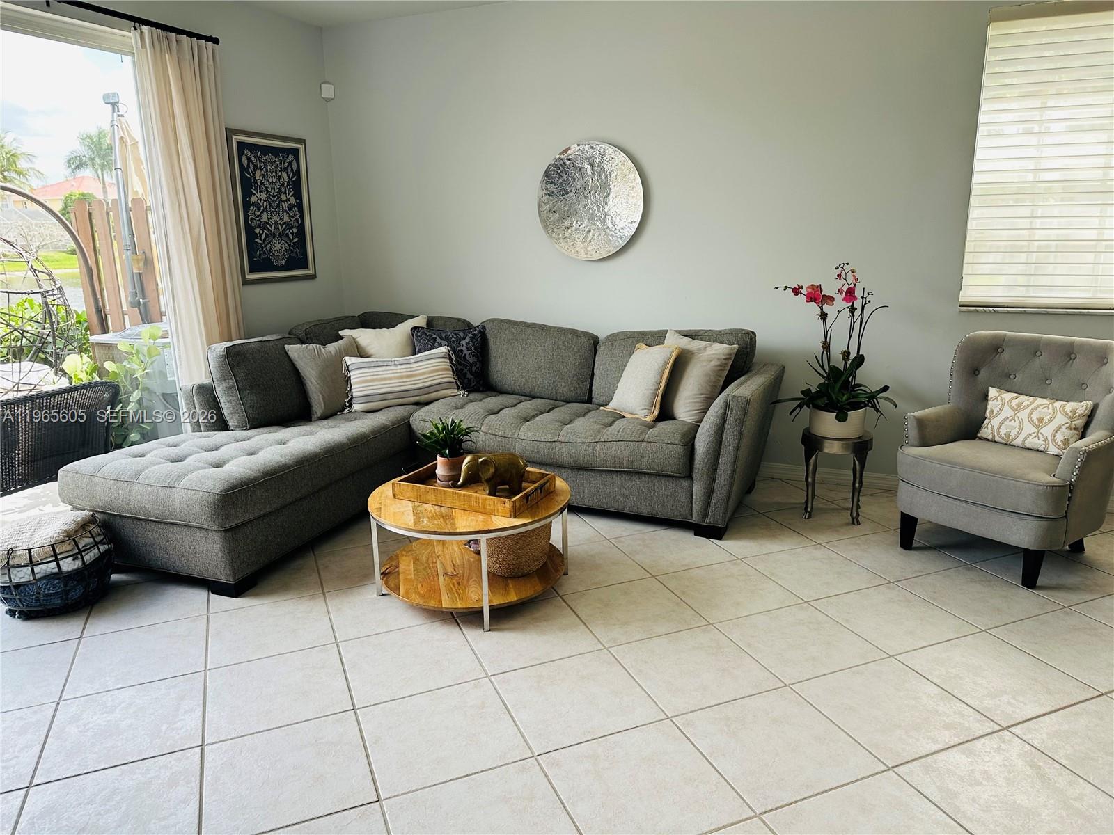 3776 San Simeon Cir