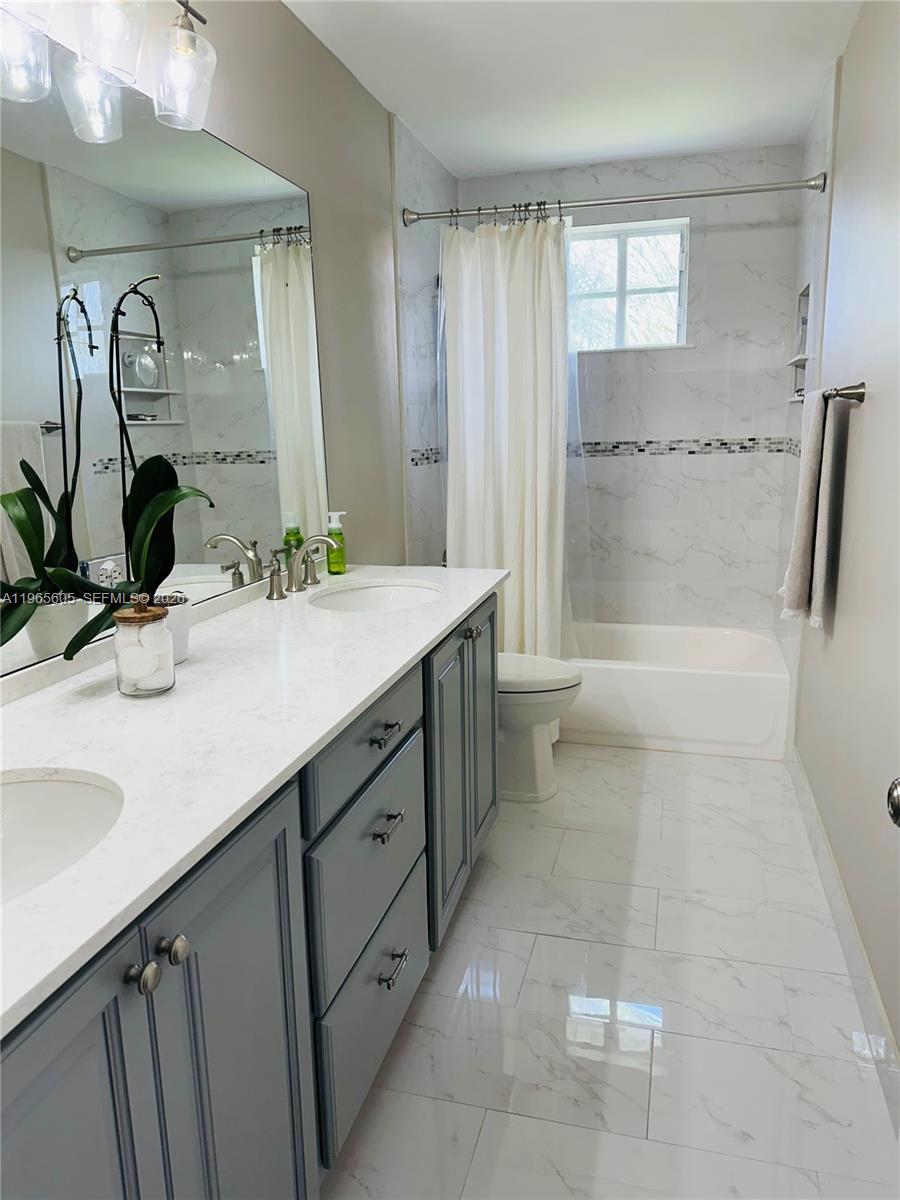 3776 San Simeon Cir