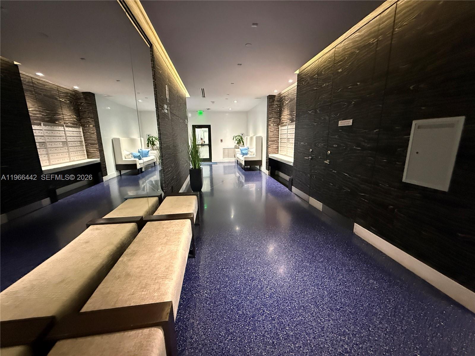 4301 Collins Ave # 208