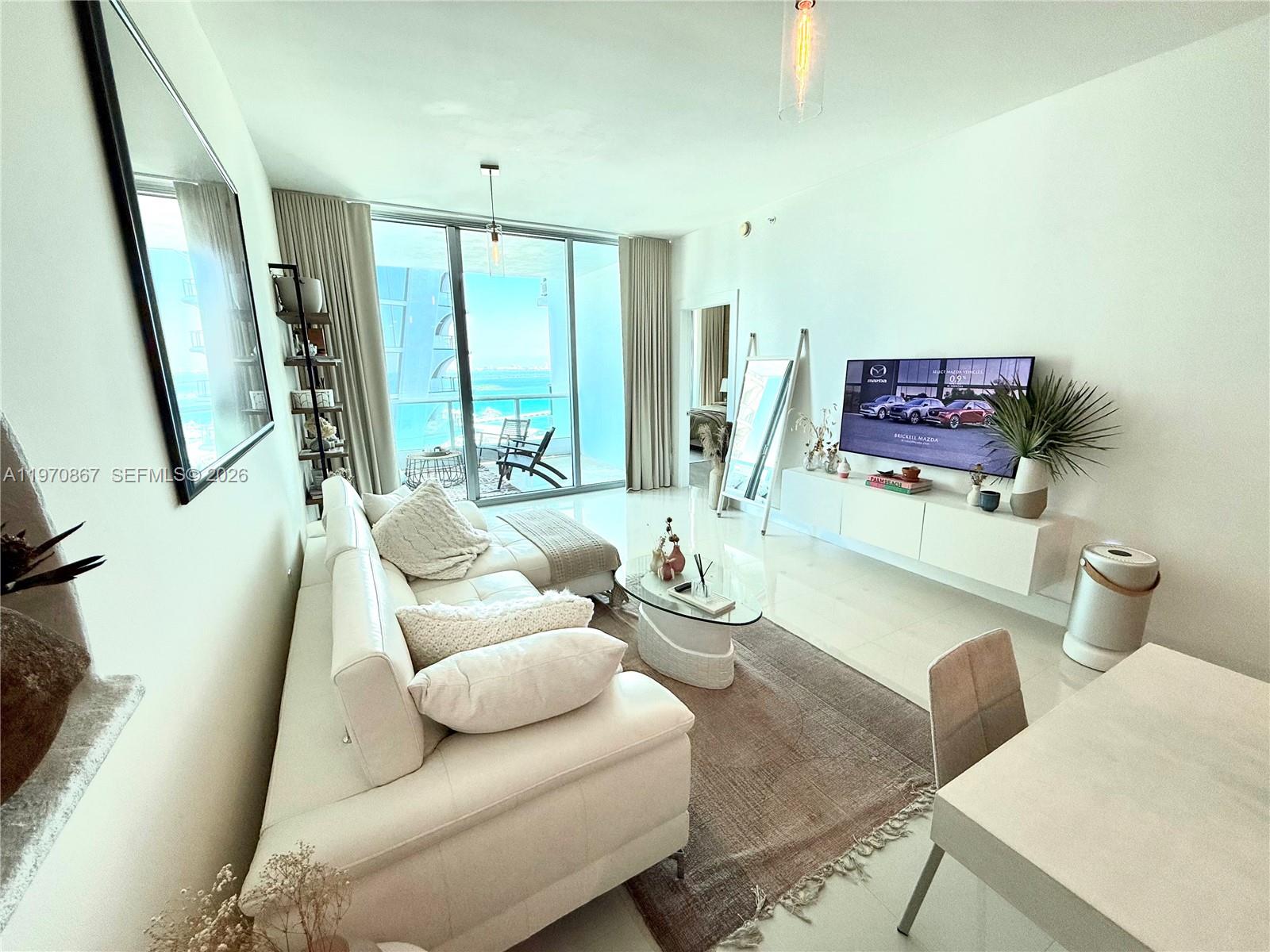 900 Biscayne Blvd # 3110