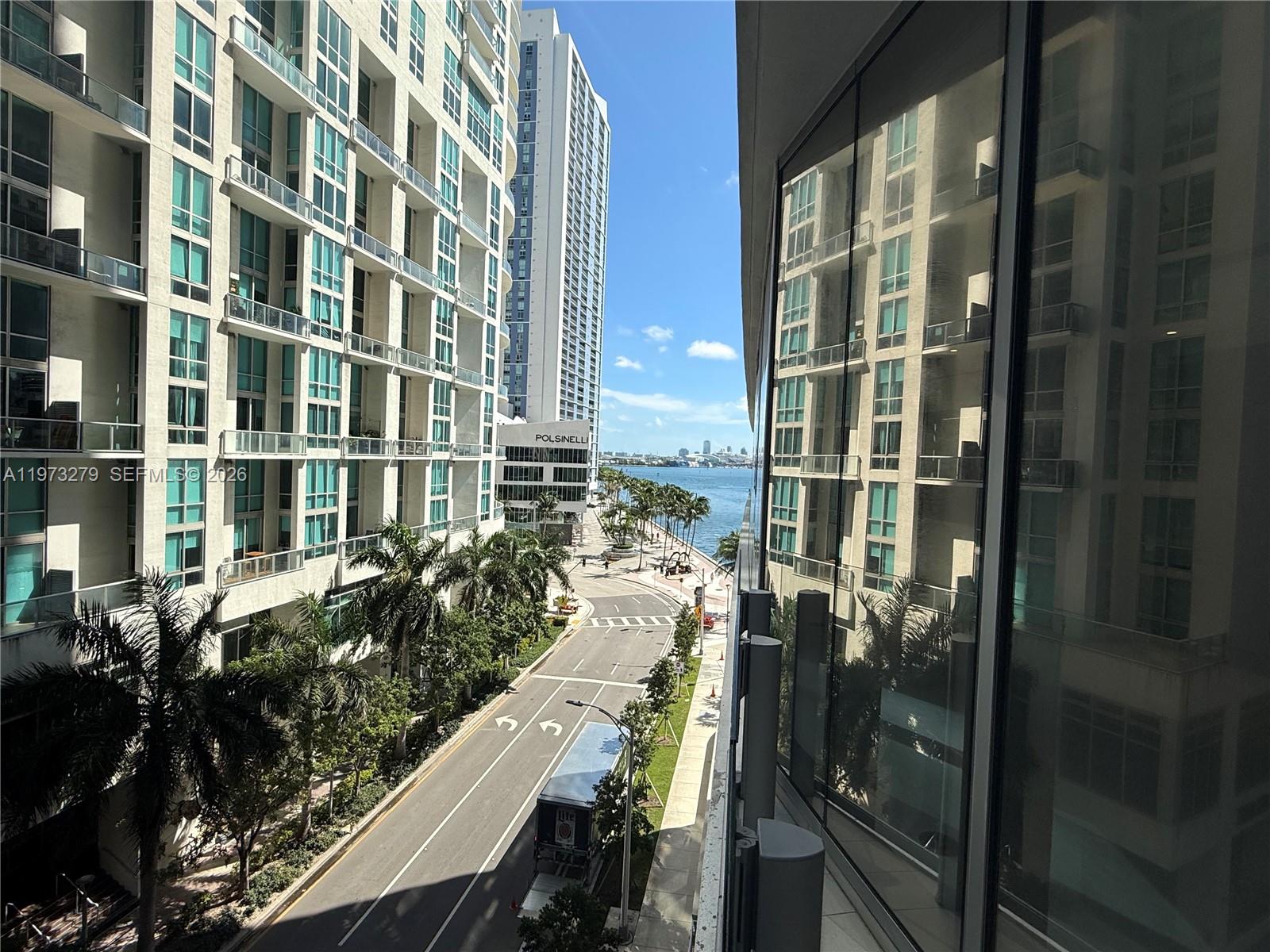 300 Biscayne Boulevard Way # 506E