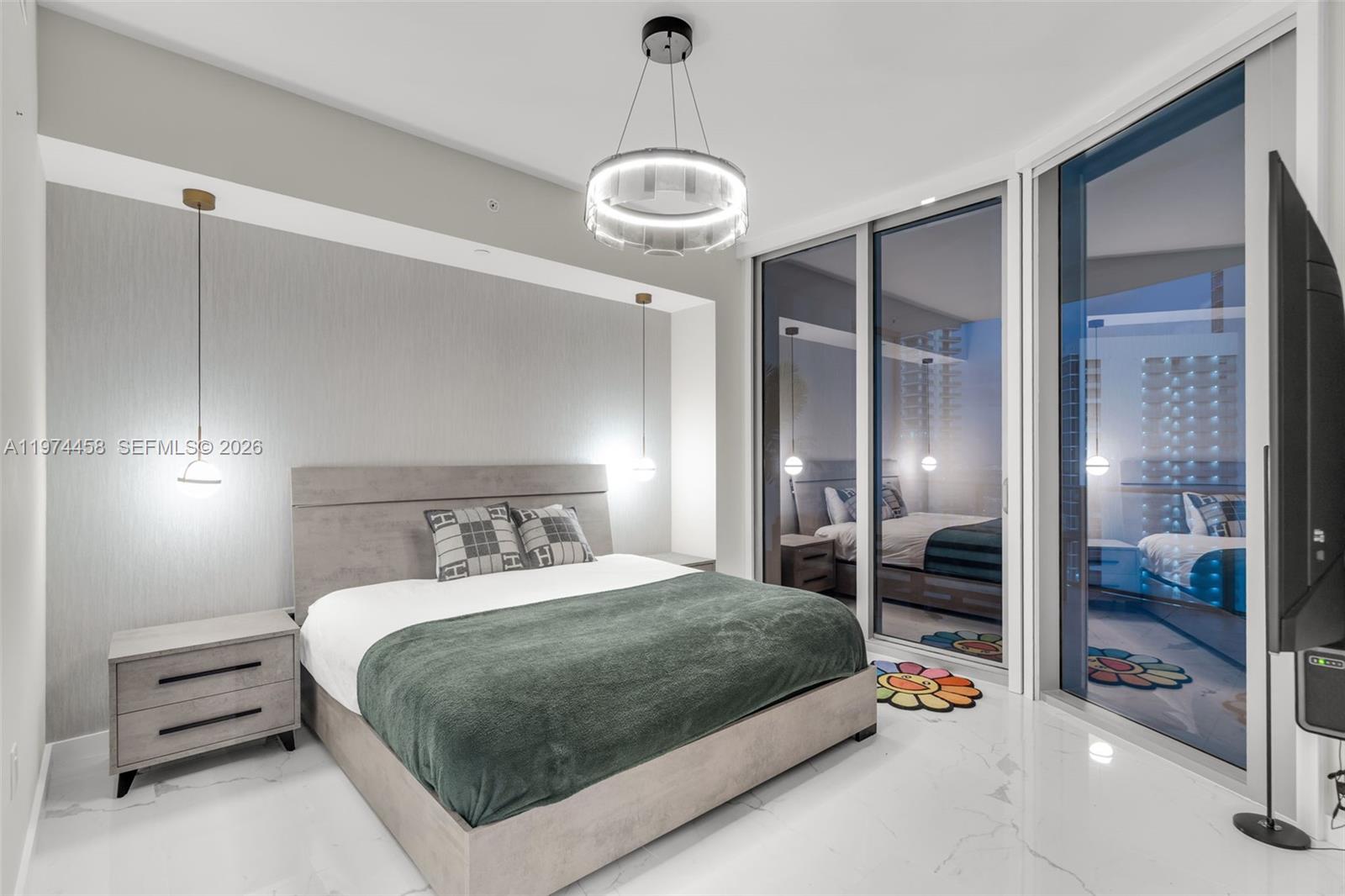 851 NE 1st Ave # 15 Unit: 4009 + Cabana 15