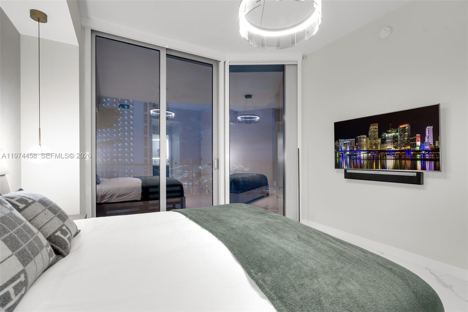 851 NE 1st Ave # 15 Unit: 4009 + Cabana 15