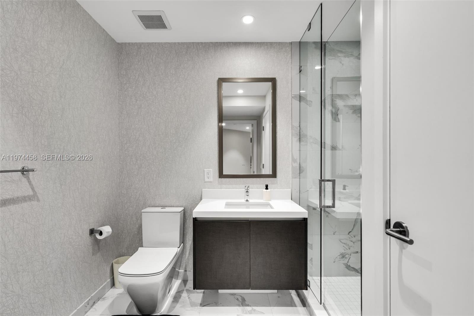 851 NE 1st Ave # 15 Unit: 4009 + Cabana 15