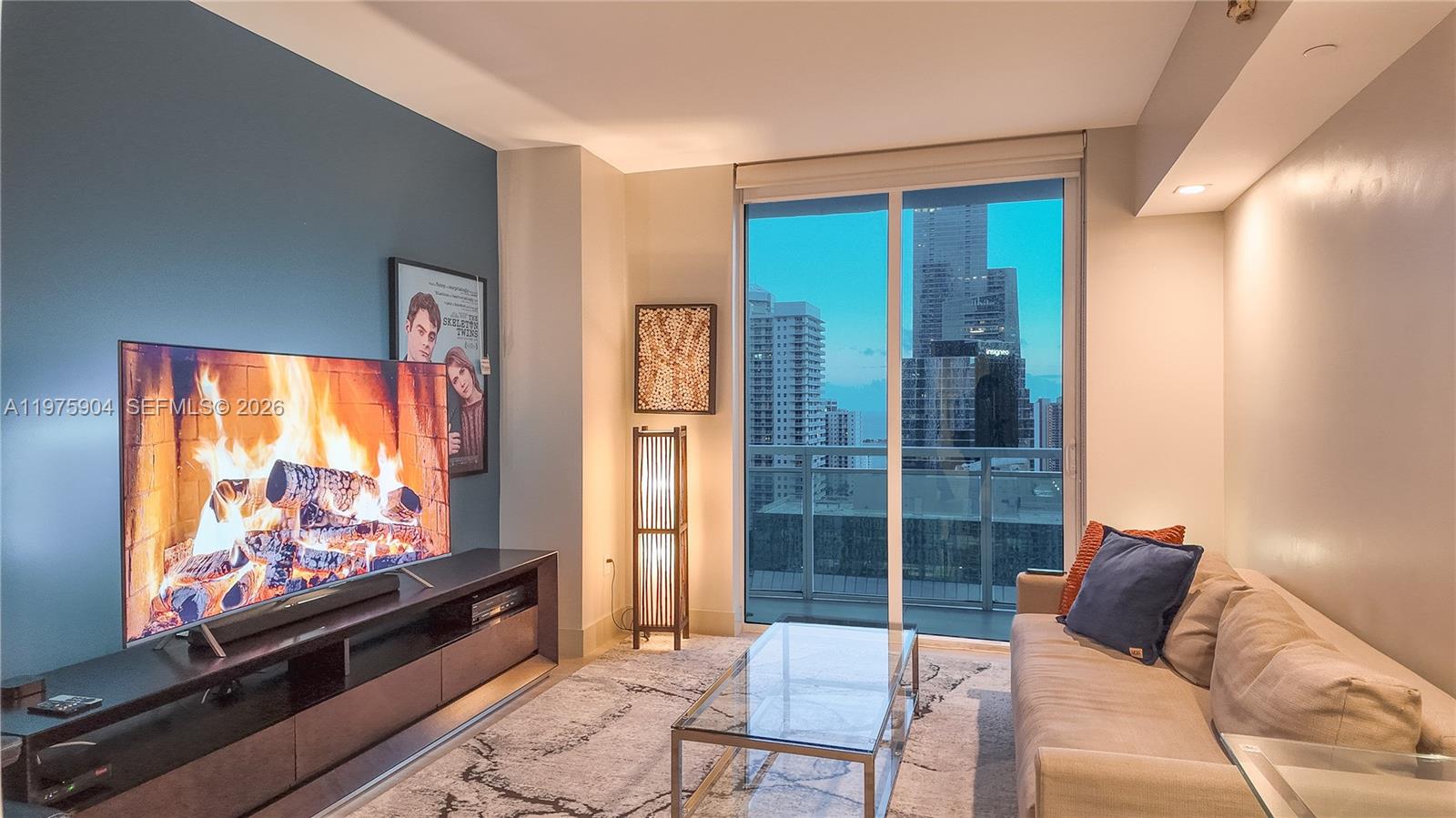 951 Brickell Ave # 2910